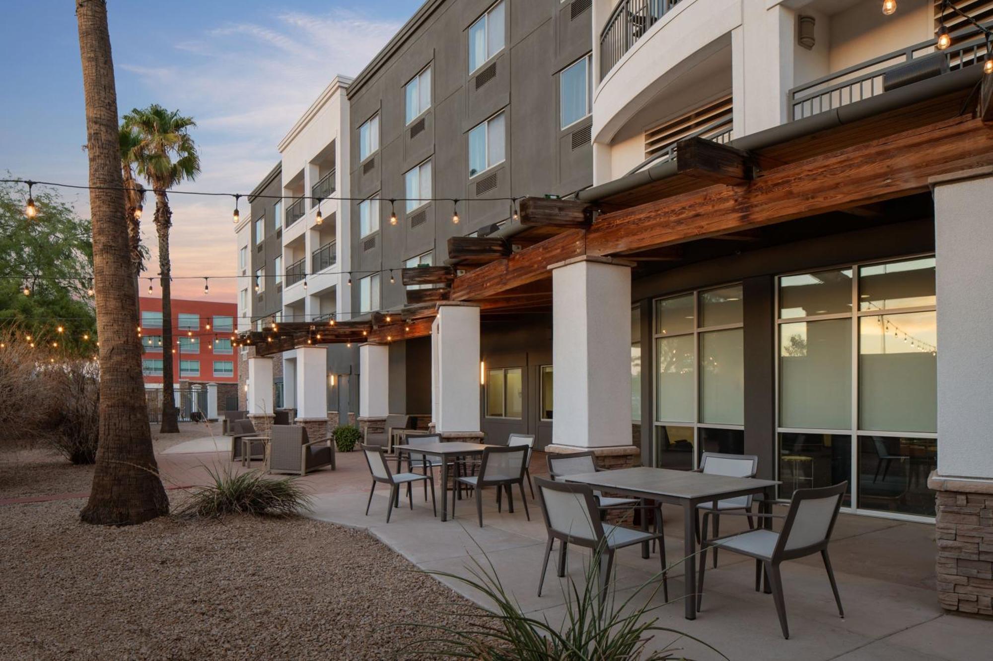 Courtyard By Marriott Phoenix West/Avondale Luaran gambar